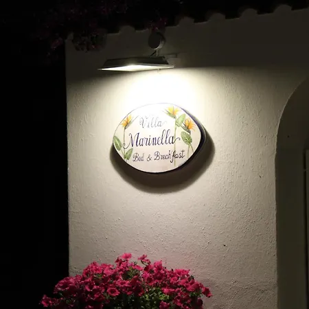 Bed & Breakfast Marinella 2*
