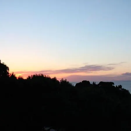 Bed & Breakfast Marinella 2*