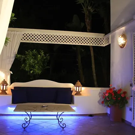 Bed & Breakfast Marinella 2*