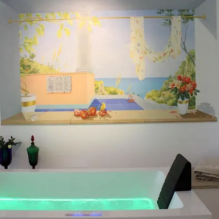 Marinella Bed & Breakfast 2*